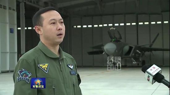 专访歼-20首飞试飞员李刚:揭秘歼-20试飞背后的精彩故事(图1)
